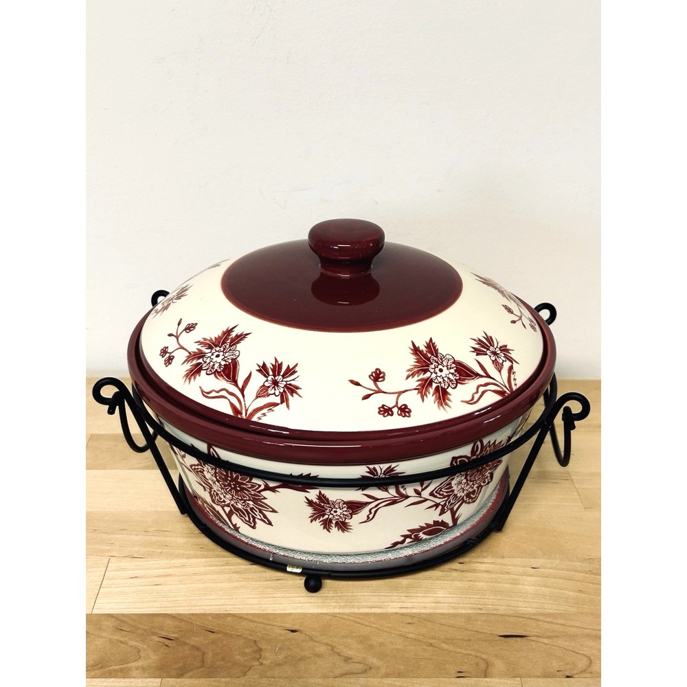 Temptations by Tara Cranberry Toile Round Baker 2qt Lid Wire Rack Trivet Cottage